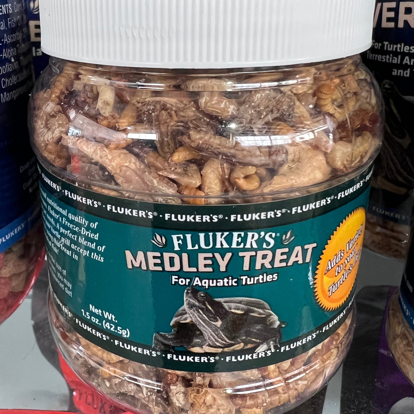 Fluker's Medley Treat - A nutrient-packed blend of river shrimp, mealworms, and crickets, perfect for turtles. 🐢🦐🍴